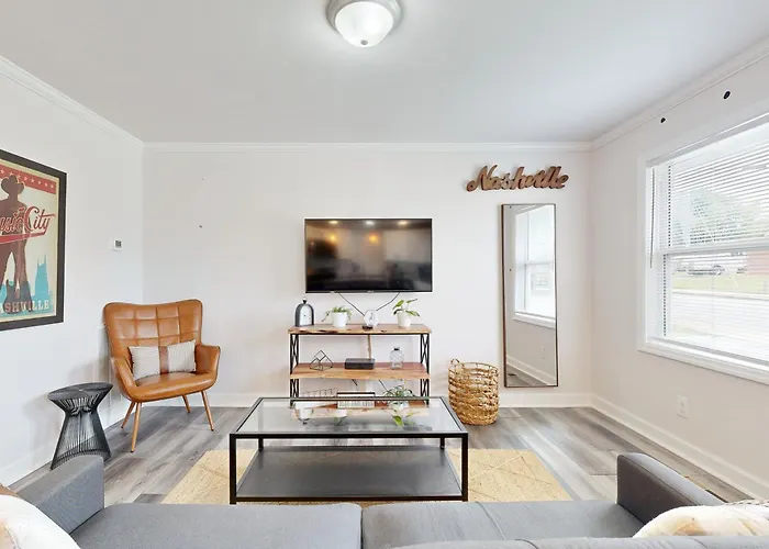 Capitol Hill Retreat A